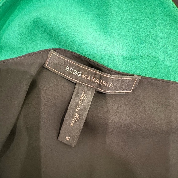 BCBGMaxazria Mika Black Green Asymmetric Tiered Racerback Tank Sz M - Picture 5 of 7